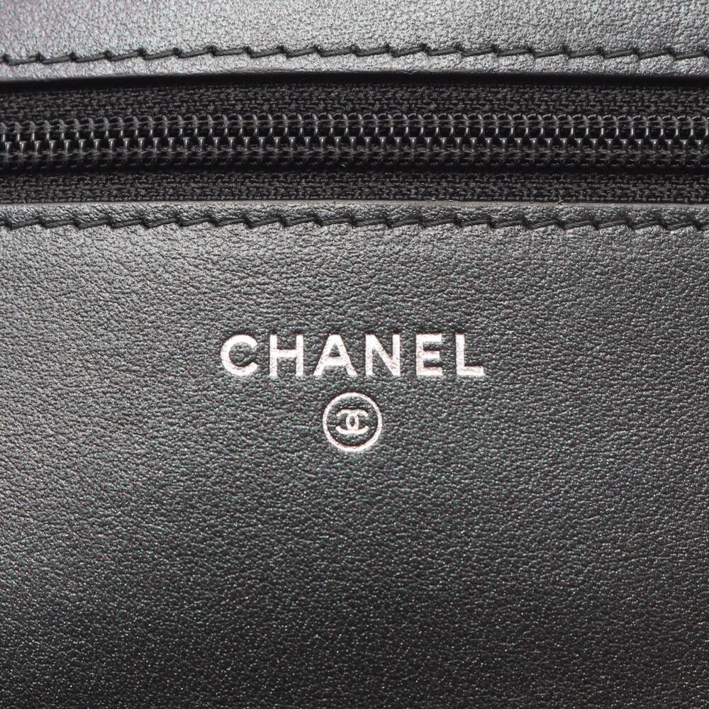 CHANEL Bag - Picture 4 of 8
